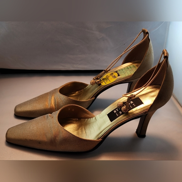 Stuart Weitman Gold Jeweled Ankle Strap Evening Shoe Size 8.5M - Picture 4 of 8